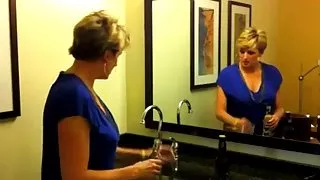 Spermeating dame