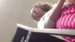 Hot leraar upskirt