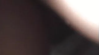 Upskirt geen slipje gepiercete kut