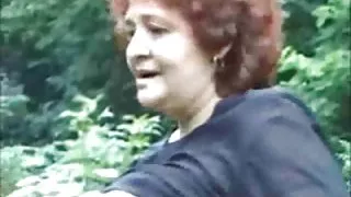 Oma in het wild