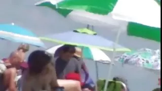 Naakt beach volleybal