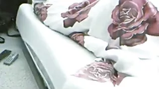 Oma verborgen cam