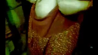Bangla desi village meisje mukta verlegen om een vriend of vriendin en lesbische act