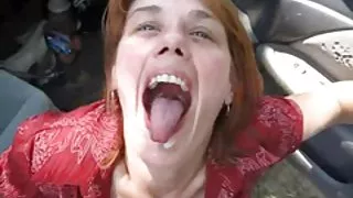Amateur bj met klaarkomen in de mond.