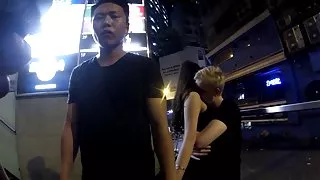 Alpha white man maakt met chinees meisje